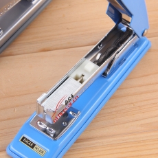 益而高 Eagle 206 標準I型訂書機 12張 （顏色隨機）