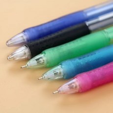 正品 日本三菱M5-100自動鉛筆0.5mm 三菱自動鉛筆 三菱鉛筆（顏色隨機）